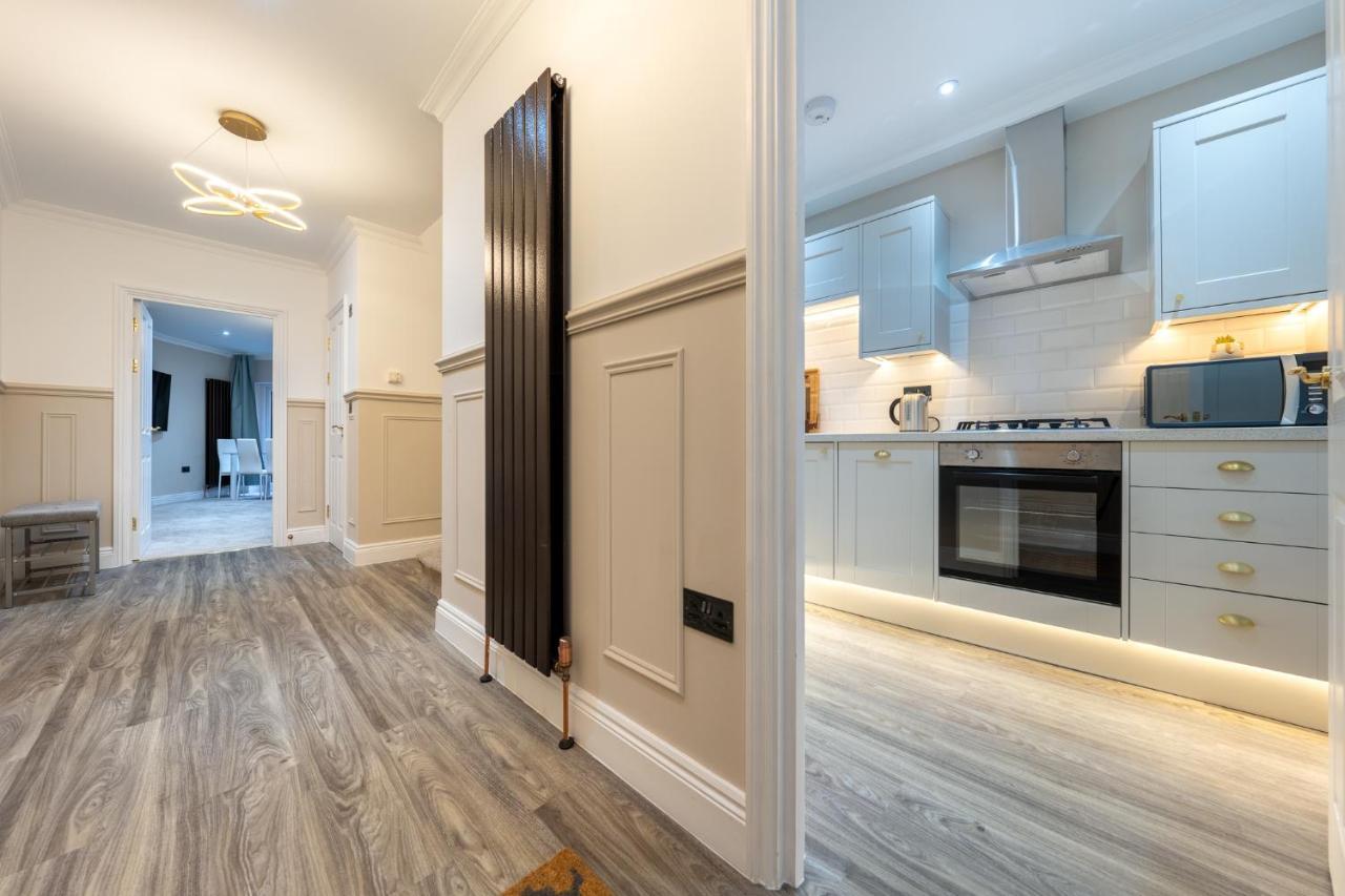 Brand New London Luxury House - Sleeps 8 Villa Buitenkant foto